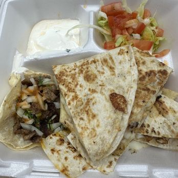Tacos & Pupusas Gonzalez - Chicken quesadilla one beef taco - Salvadoran Near Me - Tulsa, Oklahoma