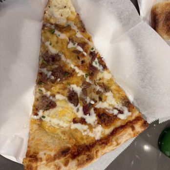 Dado's Pizza OKC - Bbq baked potato slice - Pizza Near Me - Oklahoma City, Oklahoma