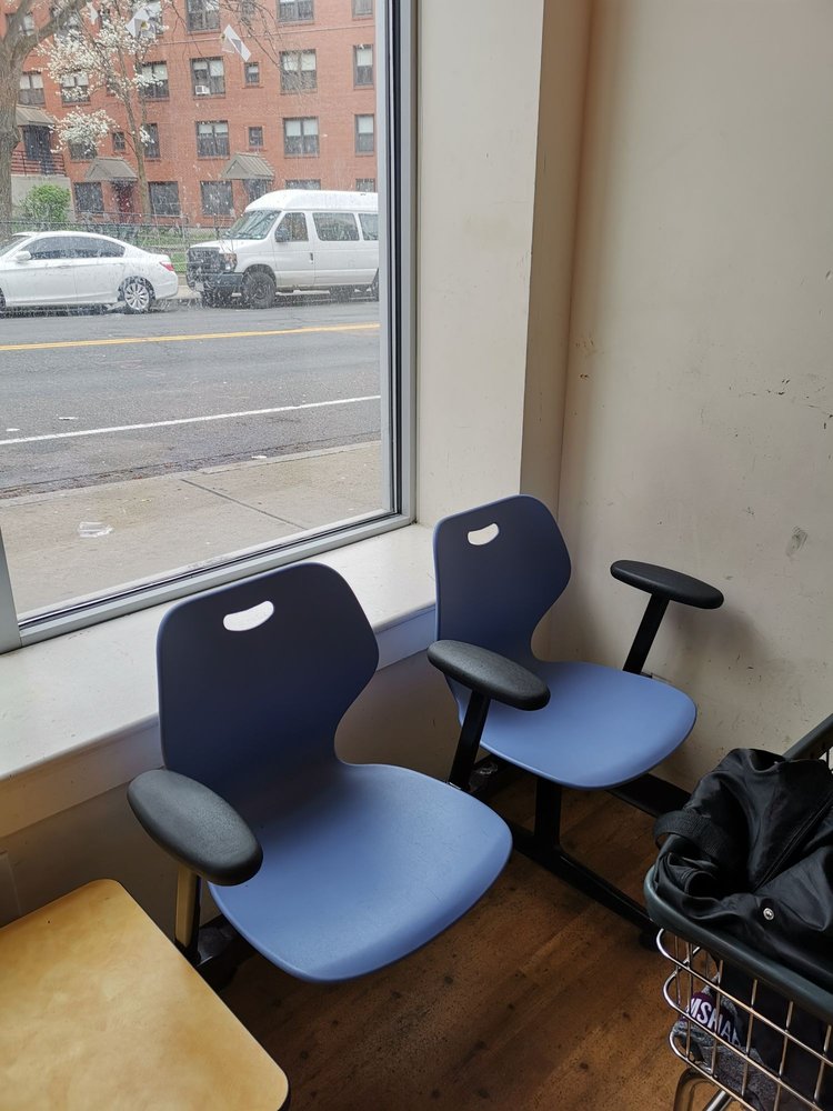 JACKSON SQUARE LAUNDROMAT 23 Photos & 41 Reviews 270 Ctr St