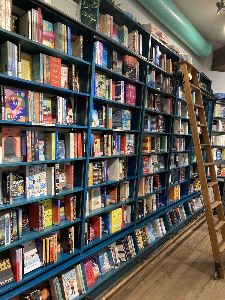 ARMCHAIR BOOKS Updated October 2024 16 Photos & 12 Reviews 4201