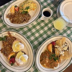 Hitz Pub and Eatery - Brunch options!
