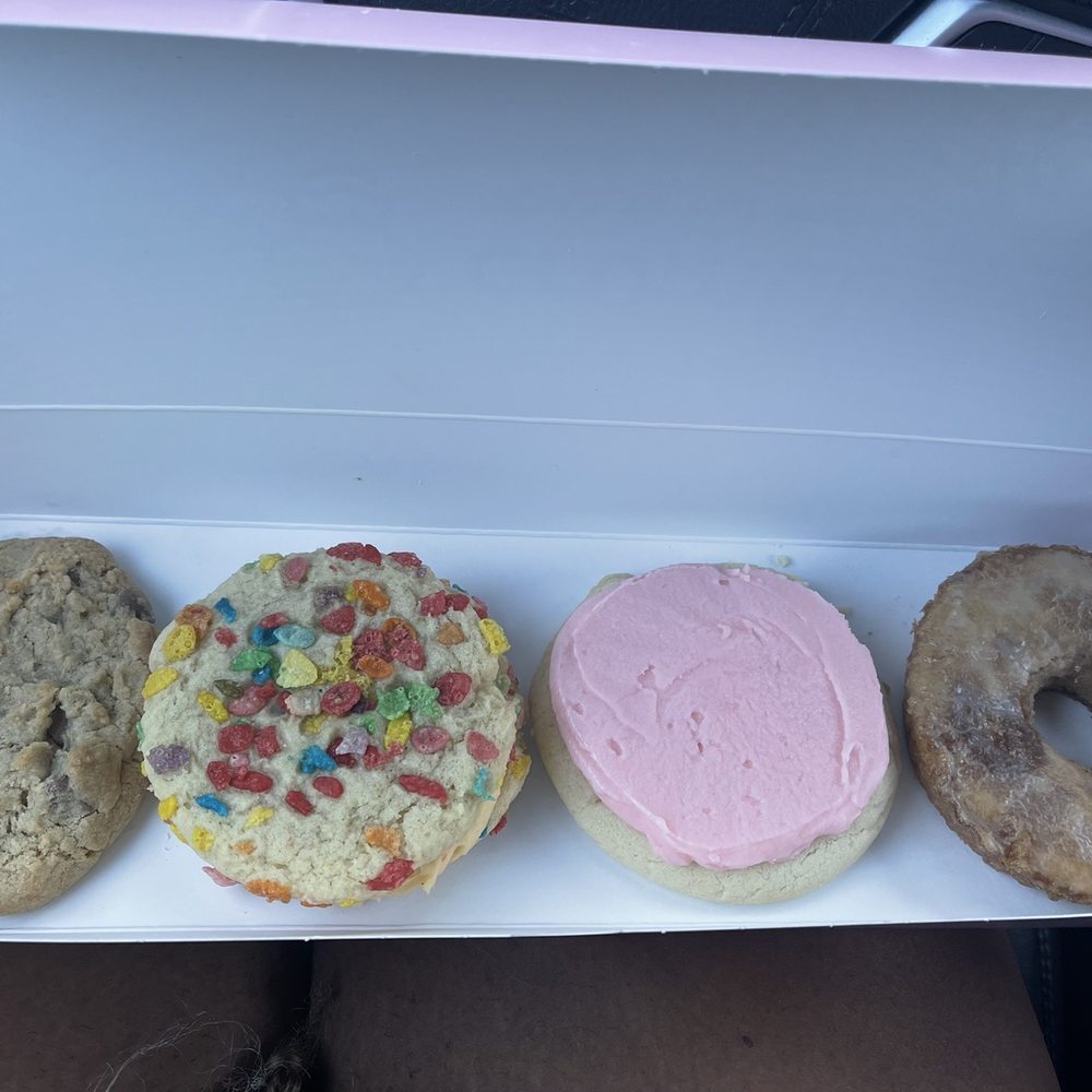 Milk chocolate chip, cereal sandwich rolled in fruity pebbles, sugar cookie and old fashioned donut. Milk chocolate chip, cereal sandwich rolled in fruity pebbles, sugar cookie and old fashioned donut.
