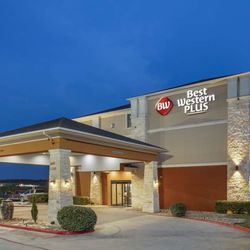 Best Western Plus Longhorn Inn & Suites - Exterior