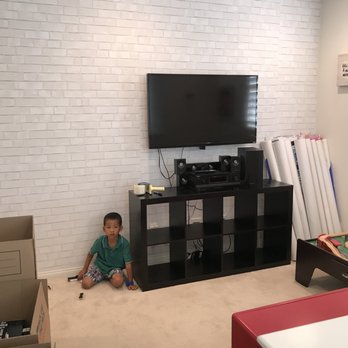 Specialty Home Staging - Loft before - Home Staging Near Me