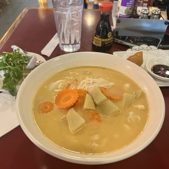 Asian Noodle Bar - Singapore curry. Delicious!! - Thai Near Me - Albuquerque, New Mexico