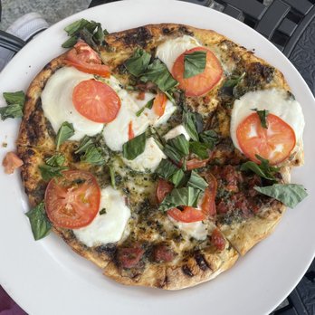 The Brown Dog - Margarita pizza - American Near Me - Ipswich, Massachusetts The Brown Dog - Margarita pizza - American Near Me - Ipswich, Massachusetts