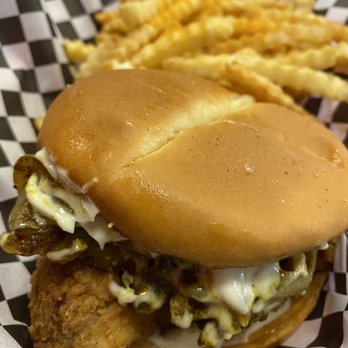 Zoey's Fried Chicken Sandwiches - Pineapple curry chicken sandwich - Chicken Wings Near Me - Everett, Washington Zoey's Fried Chicken Sandwiches - Pineapple curry chicken sandwich - Chicken Wings Near Me - Everett, Washington