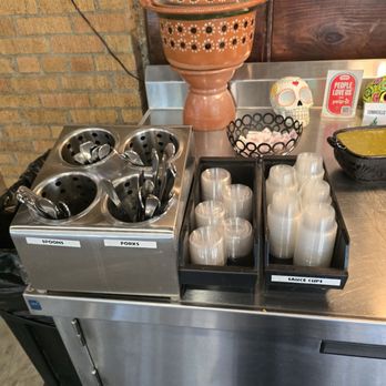 El Taco H - Salsa bar - Tacos Near Me - Denton, Texas