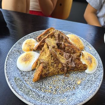 Mudpenny - Campfire French toast - Breakfast & Brunch Near Me - Rockford, Michigan Mudpenny - Campfire French toast - Breakfast & Brunch Near Me - Rockford, Michigan