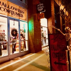 Behind the Scenes Costumes - Storefront on 6th St