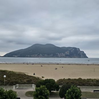 Plage de La Salvé - Beaches Near Me