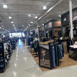 DICK'S Sporting Goods