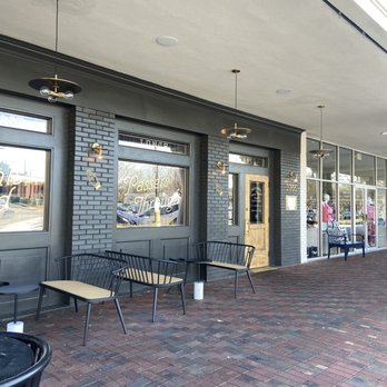 Roshambo - Outside - Breakfast & Brunch Near Me - Atlanta, Georgia