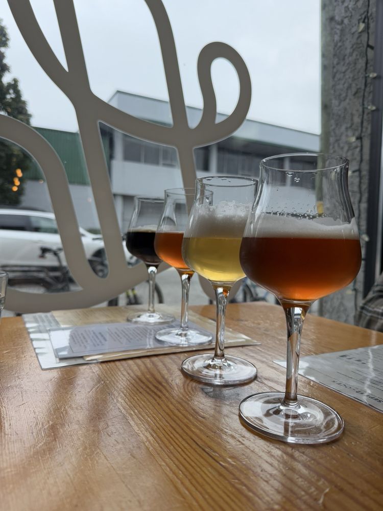 pub image