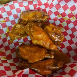 Bertha's Bar and Grill - Kickin BBQ Wings
