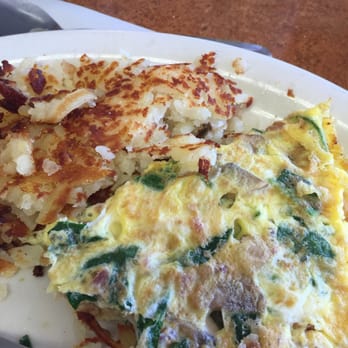 Moonlight Cafe - Spinach omelette and home fries! Yum! - Cafes Near Me - Trenton, Ohio Moonlight Cafe - Spinach omelette and home fries! Yum! - Cafes Near Me - Trenton, Ohio