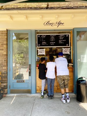 Bar Ape Gelato by null