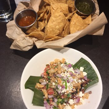 Xoco - Fully dressed guacamole - Mexican Near Me - Chicago, Illinois Xoco - Fully dressed guacamole - Mexican Near Me - Chicago, Illinois