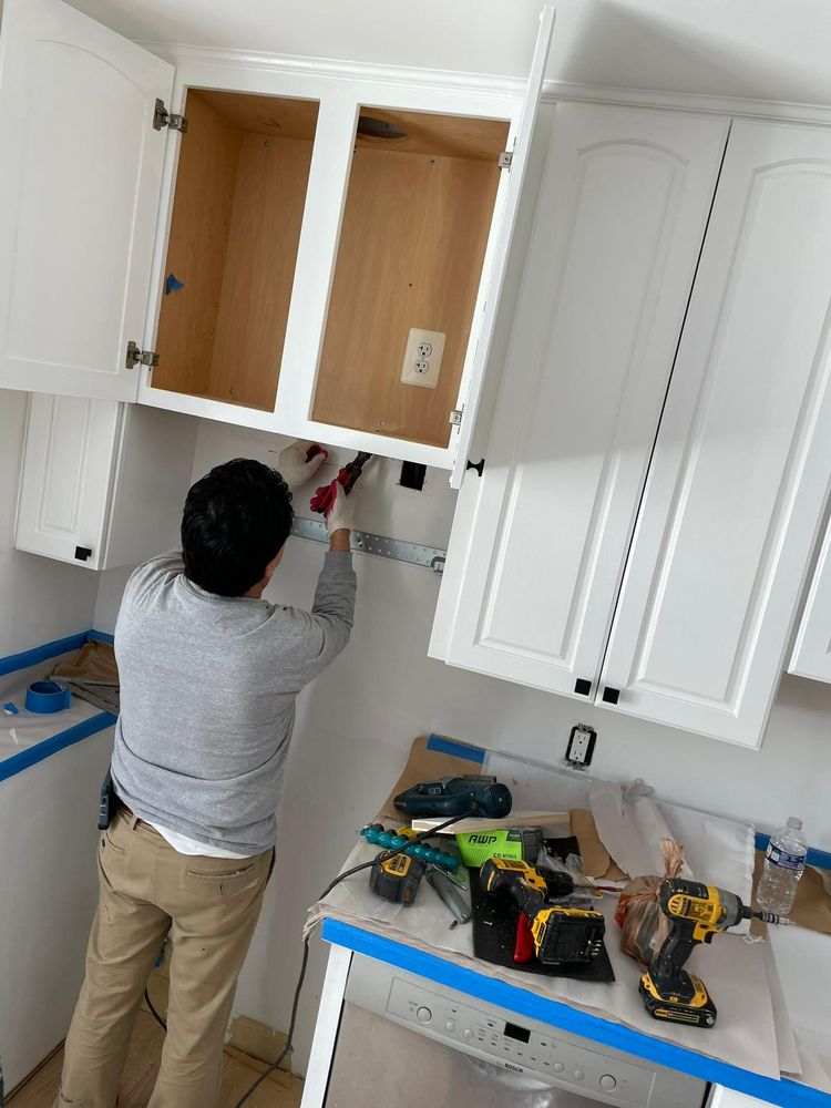 Slide of Tony Semo Contractor