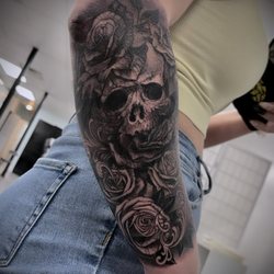 By @victamian