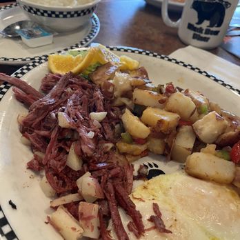 Black Bear Diner Fresno - Corned Beef Hash (280 cals.) - Diners Near Me - Fresno, California Black Bear Diner Fresno - Corned Beef Hash (280 cals.) - Diners Near Me - Fresno, California