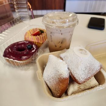 Jayden's Donuts - Free coffee with donuts or beignets. Hawaiian hazelnut coffee with half & half...soo delicious! - Donuts Near Me - Fountain Valley, California Jayden's Donuts - Free coffee with donuts or beignets. Hawaiian hazelnut coffee with half & half...soo delicious! - Donuts Near Me - Fountain Valley, California