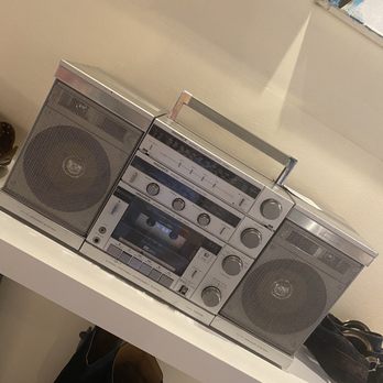 Silverlake Flea - Classic boom box - Used, Vintage & Consignment Near Me - Los Angeles, California
