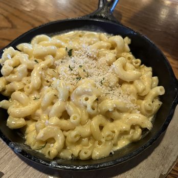 Puckett's Restaurant - Skillet mac and cheese - Southern Near Me - Chattanooga, Tennessee Puckett's Restaurant - Skillet mac and cheese - Southern Near Me - Chattanooga, Tennessee