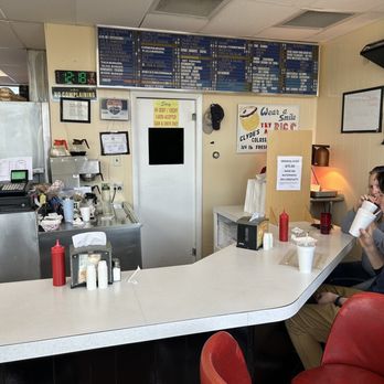 Clyde's Drive-In - Burgers Near Me - St. Ignace, Michigan