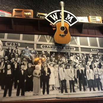 Second Fiddle - Bars Near Me - Nashville, Tennessee
