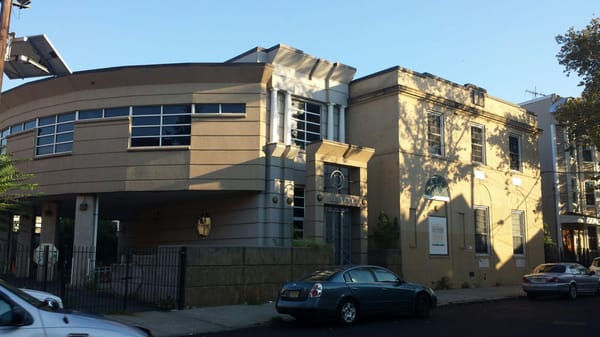 Newark Public Library