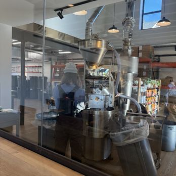 Idyll Coffee Roasters - Roaster roasting coffee - Coffee Roasteries Near Me - Wauwatosa, Wisconsin Idyll Coffee Roasters - Roaster roasting coffee - Coffee Roasteries Near Me - Wauwatosa, Wisconsin