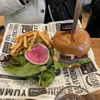Lapisara Eatery - Lapisara Burger - Breakfast & Brunch Near Me - San Francisco, California Lapisara Eatery - Lapisara Burger - Breakfast & Brunch Near Me - San Francisco, California