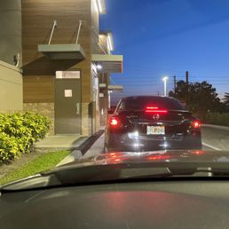 Drive thru slow slow slow Drive thru slow slow slow