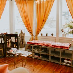 Reign Rituals - Reign RItuals- Denver Beauty & Wellness Studio @reignrituals
