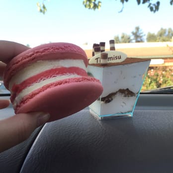 Van's Bakery - Strawberry shortcake and tiramisu - Bakeries Near Me - San Jose, California Van's Bakery - Strawberry shortcake and tiramisu - Bakeries Near Me - San Jose, California