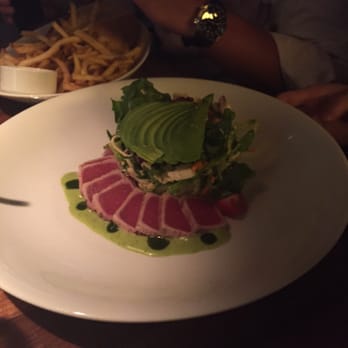 JOEY Lansdowne - Ahi tuna salad - Canadian (New) Near Me - Ottawa, Ontario