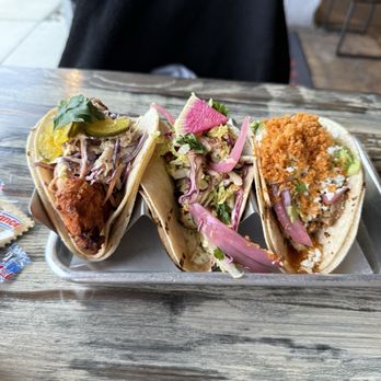 Casa Pearl - Fried chicken, pork and fish taco - Seafood Near Me - Williamsburg, Virginia