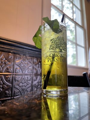 Oak Alley Plantation by null