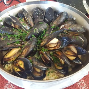 Bistro Moulin - Wine Bars Near Me - Monterey, California