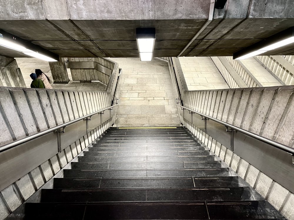 METRO CHAMPSDEMARS Updated July 2024 940 Rue Montréal, Quebec Metro Stations