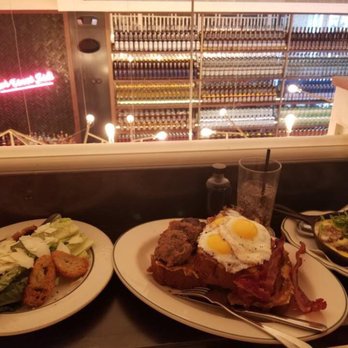 Maison Pickle - Cocktail Bars Near Me - New York, New York
