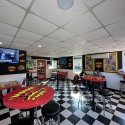Boom Burger - Back room and seating
