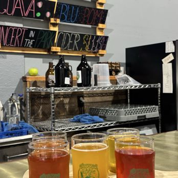 Tapped Apple Hard Cider - Breweries Near Me - Salida, California Tapped Apple Hard Cider - Breweries Near Me - Salida, California