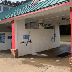 Sunny’s Express Carwash - Self serve Carwash bay
