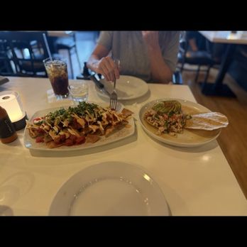 Oceana Restaurant - Ahi Nachos and ceviche tostada. - Seafood Near Me - Palm Desert, California Oceana Restaurant - Ahi Nachos and ceviche tostada. - Seafood Near Me - Palm Desert, California