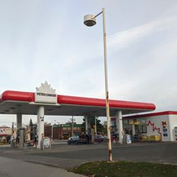 Petro-Canada - Gas station