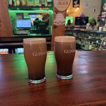 Mo's Irish Pub - Guinness. Don't order it here. - Irish Near Me - Cypress, Texas
