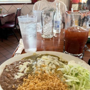 Los Reyes - Green sauce enchiladas went hard! - Mexican Near Me - Bay Point, California