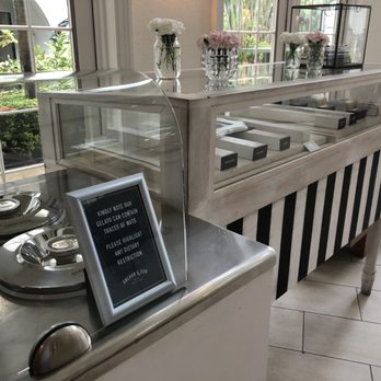 Marriott Grand Cayman - Gelato bar - Resorts Near Me - Salinas, California